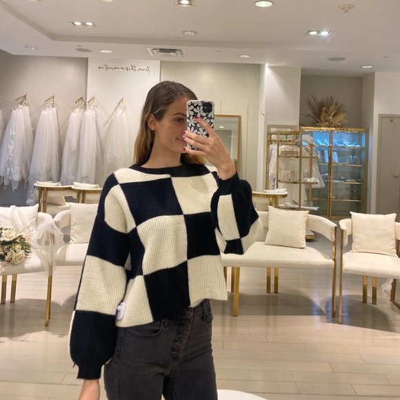 Black and White Checkered Sweater - Picture 4 of 5